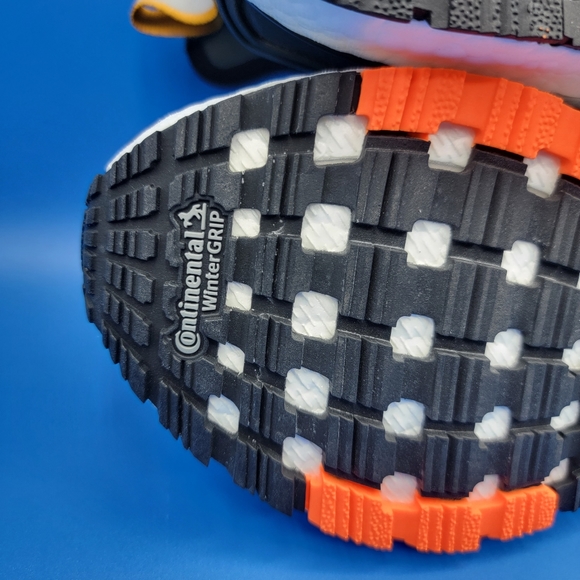 Adidas UltraBoost Cold.RDY Men's Running Shoes Size US 8 Black Orange EG9798 New - Picture 13 of 13